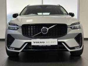 Volvo XC60 B5 AWD Plus Dark - Image 2