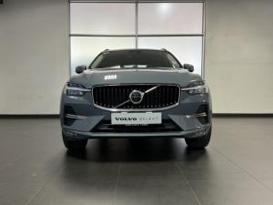 Volvo XC60 B5 AWD Essential - Image 3