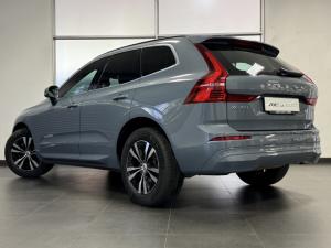 Volvo XC60 B5 AWD Essential - Image 6