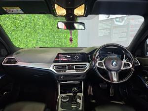BMW 3 Series 320i Mzansi Edition - Image 19