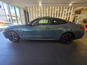 BMW 4 Series M440i xDrive coupe - Image 4