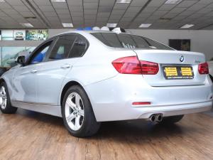 BMW 3 Series 320i auto - Image 17