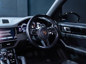Porsche Cayenne Cayenne - Image 24
