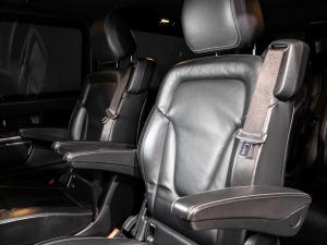 Mercedes-Benz V-Class V250d AMG Line - Image 17
