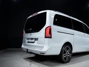 Mercedes-Benz V-Class V250d - Image 12