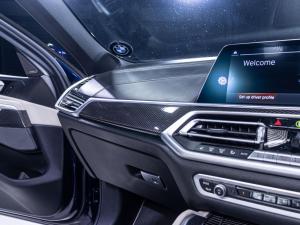 BMW X6 M50i - Image 18