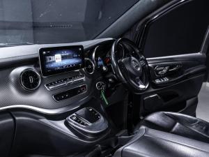 Mercedes-Benz V-Class V300d Avantgarde - Image 14
