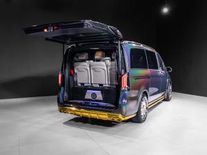 Mercedes-Benz V-Class V300d Exclusive - Image 30