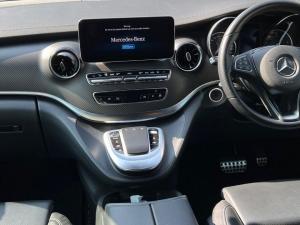Mercedes-Benz V-Class V300d Exclusive - Image 11