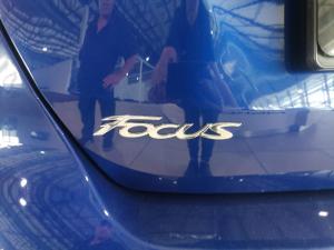 Ford Focus hatch 1.6TDCi Ambiente - Image 14