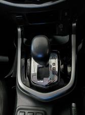 Nissan Navara 2.5DDTi double cab LE Plus - Image 17