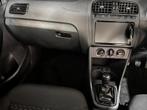 Volkswagen Polo Vivo hatch 1.4 - Image 9