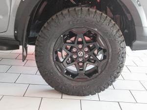 Nissan Navara 2.5DDTi double cab Pro-4X 4x4 Warrior - Image 12