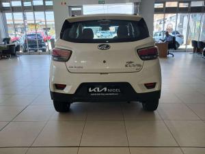 Mahindra KUV 100 1.2 K2+ NXT - Image 4