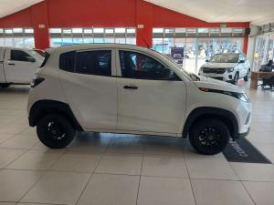 Mahindra KUV 100 1.2 K2+ NXT - Image 6
