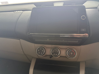 Renault Triber 1.0 Prestige