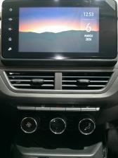 Renault Kiger 1.0 Turbo Intens auto - Image 11