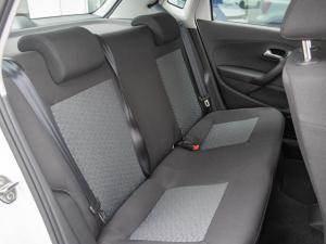 Volkswagen Polo Vivo hatch 1.4 Life - Image 8