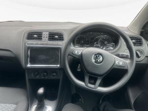 Volkswagen Polo Vivo hatch 1.6 Life - Image 9