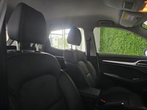 MG ZS 1.5 Luxury - Image 12