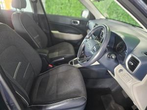 Hyundai Venue 1.0T Glide - Image 8