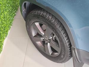 Land Rover Defender 110 D240 X-Dynamic SE - Image 7