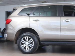 Ford Everest 2.0Bi-Turbo XLT - Image 4