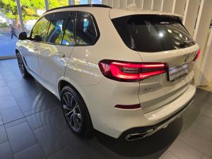 BMW X5 xDrive45e M Sport - Image 12