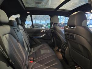 BMW X5 xDrive45e M Sport - Image 14