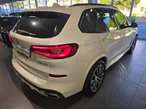 BMW X5 xDrive45e M Sport - Image 9