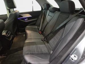Mercedes-Benz GLE GLE300d 4Matic - Image 13