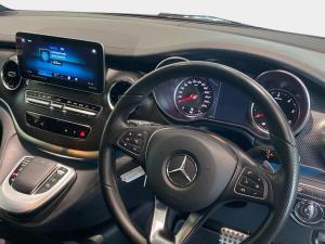 Mercedes-Benz V-Class V300d Exclusive - Image 12