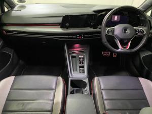 Volkswagen Golf GTI - Image 12