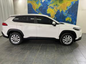 Toyota Corolla Cross 1.8 Xi - Image 3