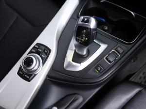 BMW 3 Series 318i auto - Image 12