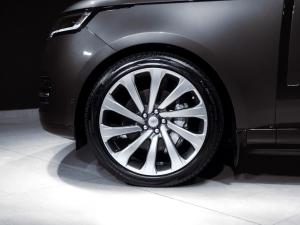 Land Rover Range Rover D350 HSE - Image 19