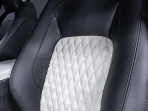 Jaguar F-Pace 30d AWD S First Edition - Image 13