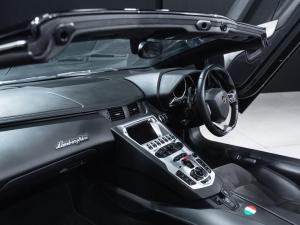 Lamborghini Aventador LP700-4 - Image 23