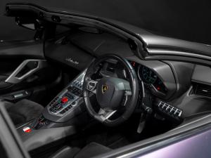 Lamborghini Aventador LP700-4 - Image 24