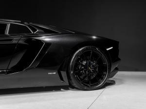 Lamborghini Aventador LP700-4 - Image 6