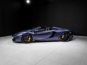 Lamborghini Aventador LP700-4 - Image 8