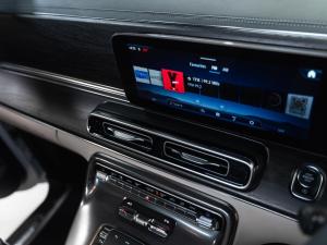 Mercedes-Benz V-Class V300d Exclusive - Image 25