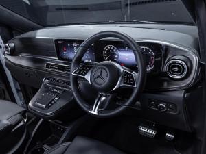 Mercedes-Benz V-Class V300d Exclusive - Image 14