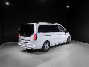 Mercedes-Benz V-Class V300d Exclusive - Image 18