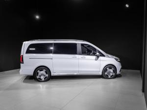 Mercedes-Benz V-Class V300d Exclusive - Image 25