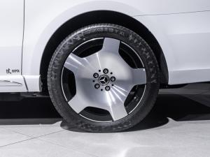 Mercedes-Benz V-Class V300d Exclusive - Image 3