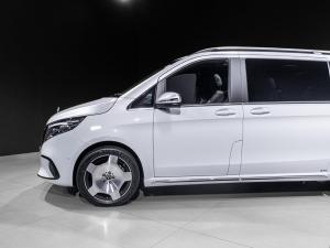 Mercedes-Benz V-Class V300d Exclusive - Image 4
