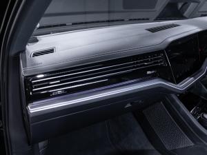 Volkswagen Touareg V6 TDI Executive R-Line - Image 12