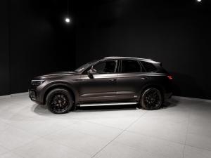 Volkswagen Touareg V6 TDI Executive R-Line - Image 6