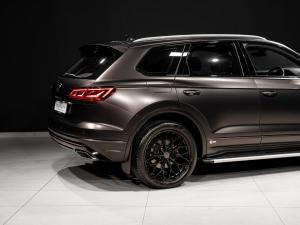 Volkswagen Touareg V6 TDI Executive R-Line - Image 9